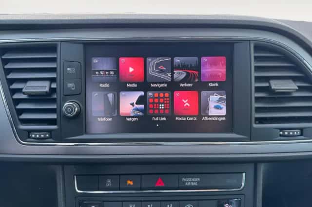 SEAT Leon (2020) thumbnail 24