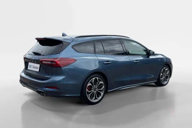 Ford Focus (2024) thumbnail 2