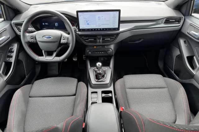 Ford Focus (2024) thumbnail 23