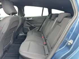 Ford Focus (2024) thumbnail 6