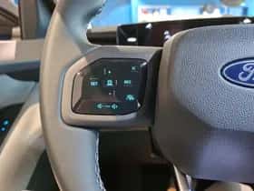 Ford Explorer (2026) thumbnail 14