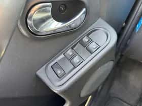 Dacia Duster (2015) thumbnail 14