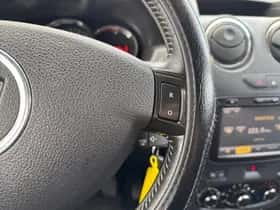 Dacia Duster (2015) thumbnail 21