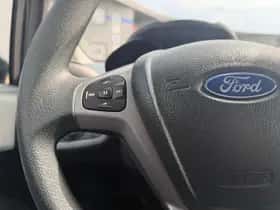 Ford Fiesta (2010) thumbnail 19