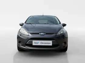 Ford Fiesta (2010) thumbnail 6