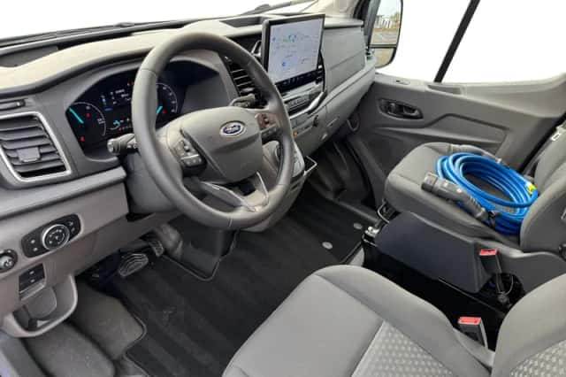 Ford E-Transit (2025) thumbnail 18