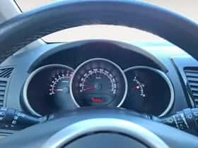 Kia Venga (2016) thumbnail 16