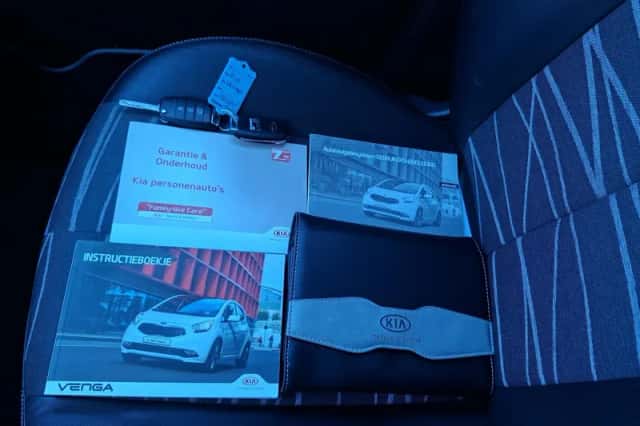 Kia Venga (2016) thumbnail 21
