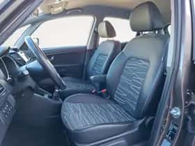 Kia Venga (2016) thumbnail 10