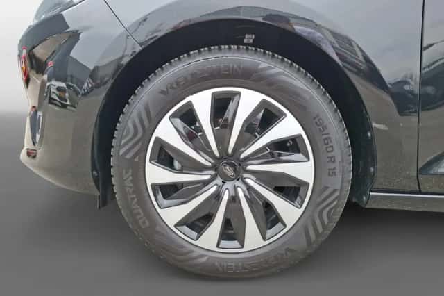 Ford Fiesta (2023) thumbnail 8