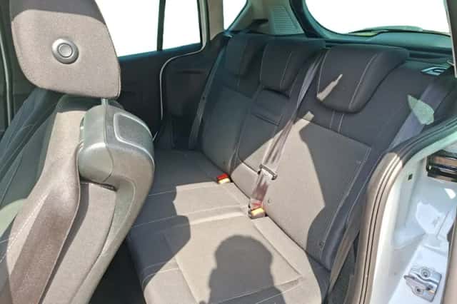 Ford B-Max (2016) thumbnail 12