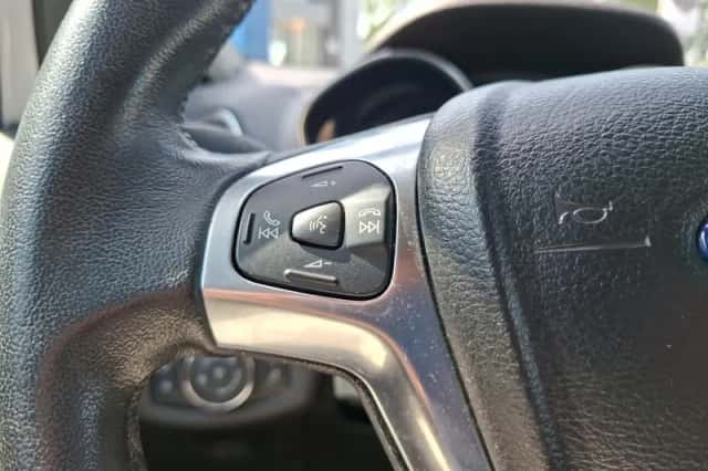 Ford B-Max (2016) thumbnail 14