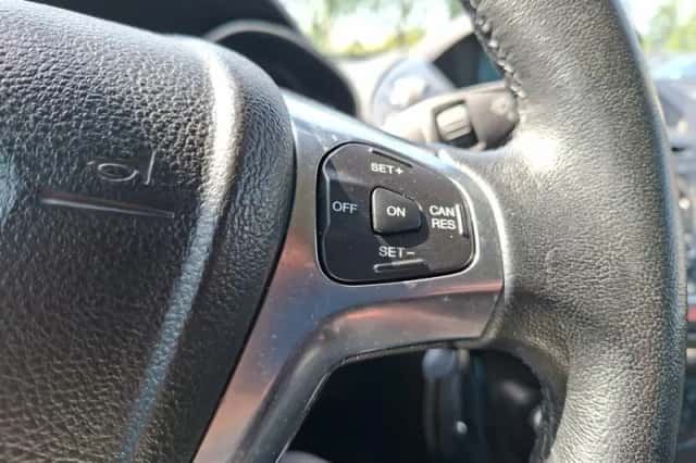 Ford B-Max (2016) thumbnail 15
