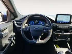 Ford Kuga (2023) thumbnail 15