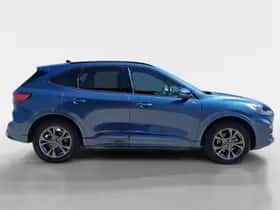 Ford Kuga (2023) thumbnail 5