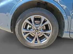Ford Kuga (2023) thumbnail 9
