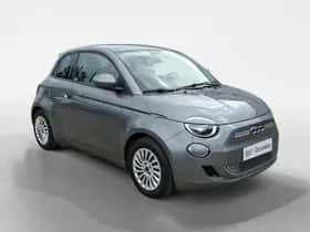 Fiat 500 (2023) thumbnail 5