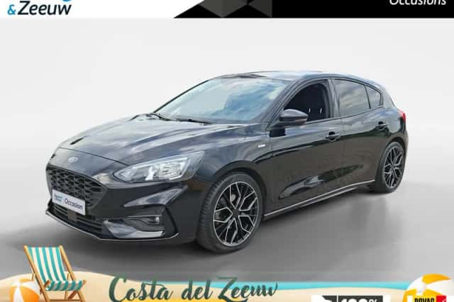 Ford Focus (2021) thumbnail 1