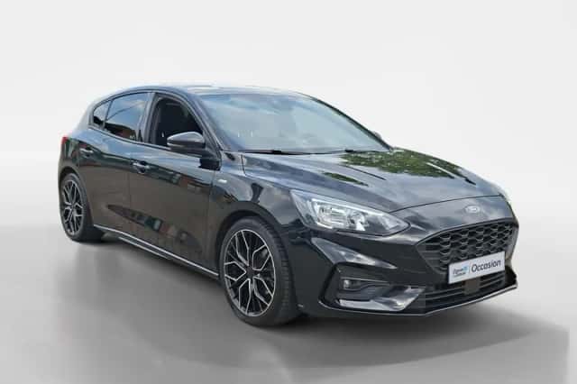 Ford Focus (2021) thumbnail 3