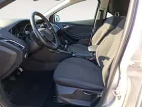 Ford Focus (2018) thumbnail 8
