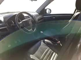 Suzuki Swift (2012) thumbnail 14