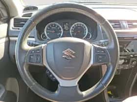 Suzuki Swift (2012) thumbnail 15