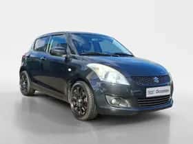 Suzuki Swift (2012) thumbnail 3