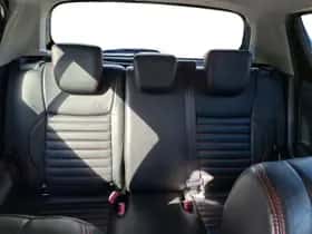 Suzuki Swift (2012) thumbnail 22