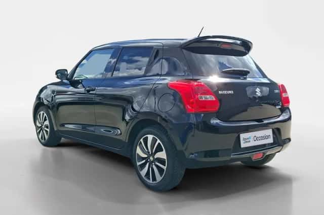 Suzuki Swift (2018) thumbnail 5