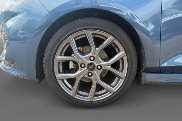 Ford Fiesta (2024) thumbnail 3