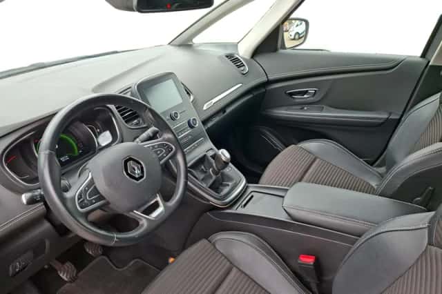 Renault Scénic (2019) thumbnail 9