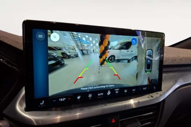 Ford Kuga (2026) thumbnail 19