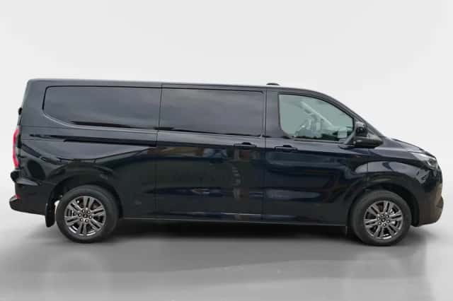Ford E-Transit Custom (2026) thumbnail 2