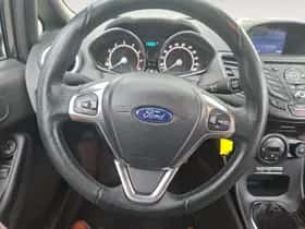 Ford Fiesta (2017) thumbnail 15