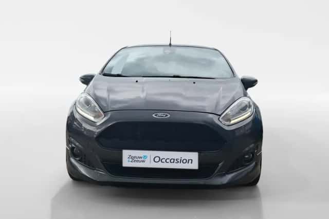 Ford Fiesta (2017) thumbnail 3