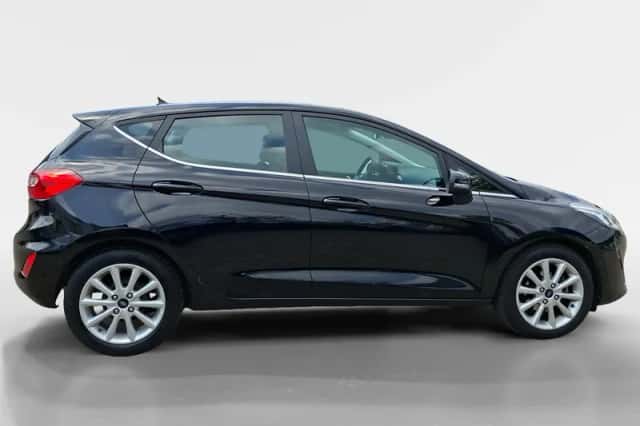 Ford Fiesta (2017) thumbnail 4