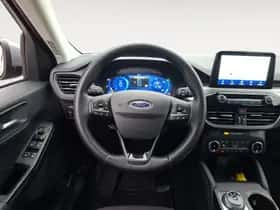 Ford Kuga (2023) thumbnail 14