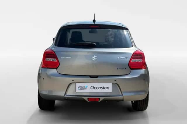 Suzuki Swift (2018) thumbnail 6