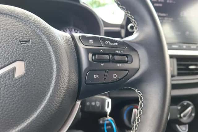 Kia Picanto (2023) thumbnail 16