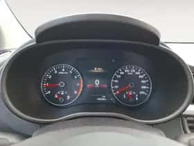 Kia Picanto (2023) thumbnail 17