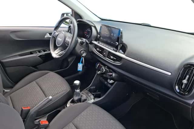 Kia Picanto (2023) thumbnail 9