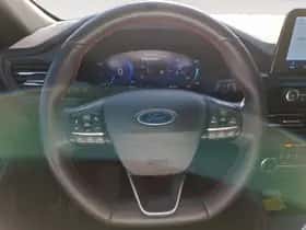 Ford Kuga (2023) thumbnail 12