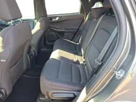 Ford Kuga (2023) thumbnail 14