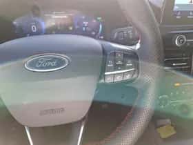 Ford Kuga (2023) thumbnail 15