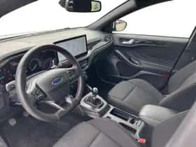 Ford Focus (2023) thumbnail 11