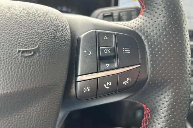 Ford Focus (2023) thumbnail 15
