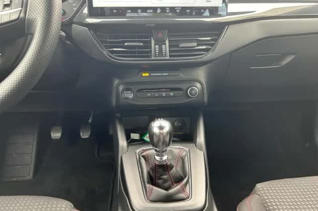 Ford Focus (2023) thumbnail 20