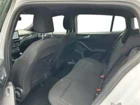 Ford Focus (2023) thumbnail 10