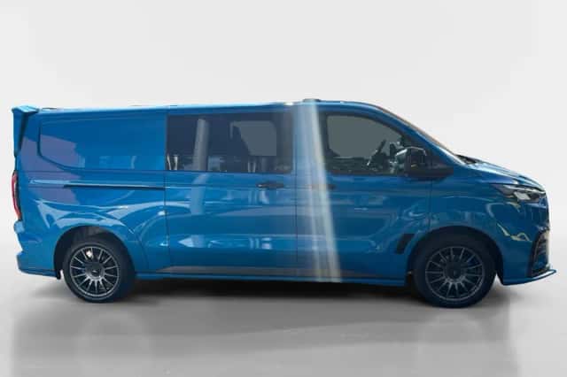 Ford E-Transit Custom (2026) thumbnail 4