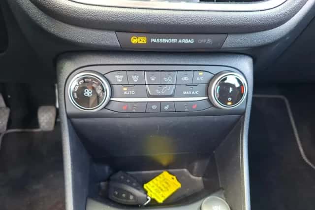 Ford Fiesta (2023) thumbnail 21